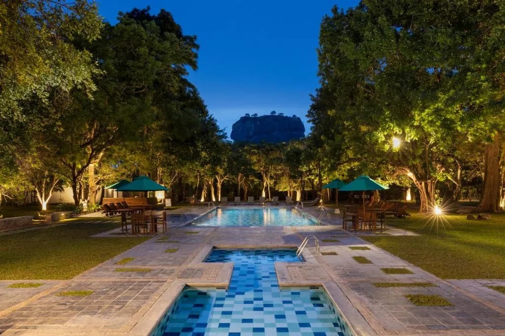 Hotel Sigiriya pool with Sigiriya rock in the background