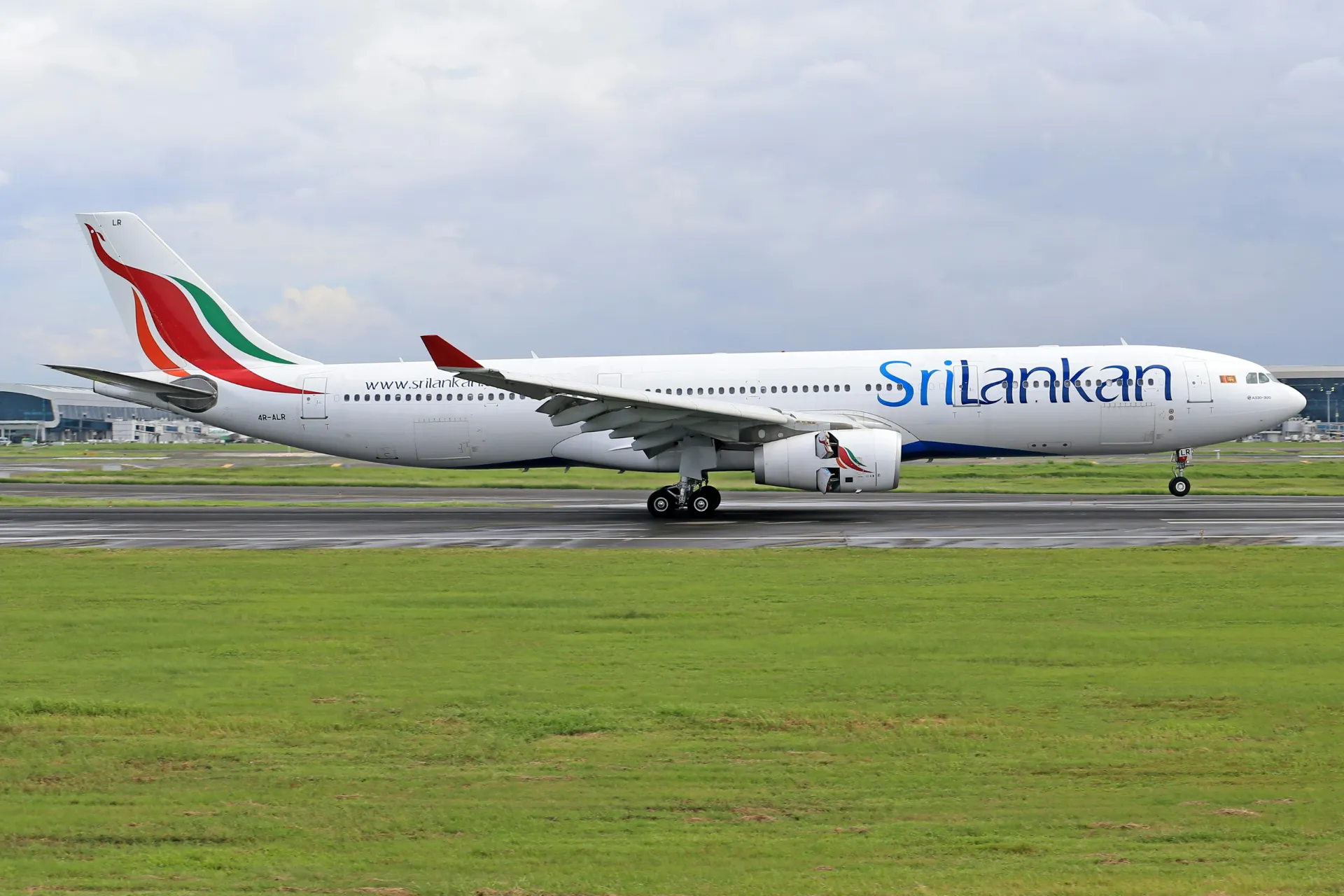 Arrival – Colombo image
